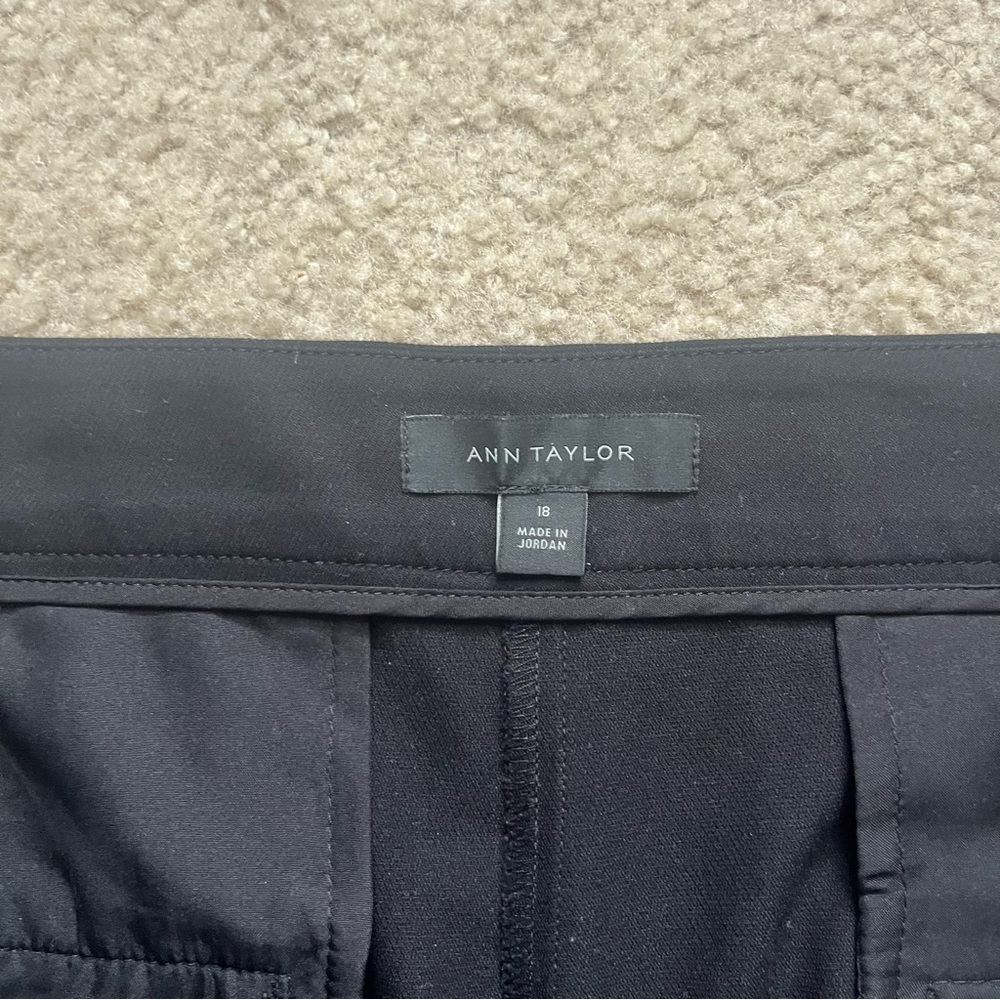Ann Taylor | The Kate Wide Legged Crop Pant - Picture 5 of 9